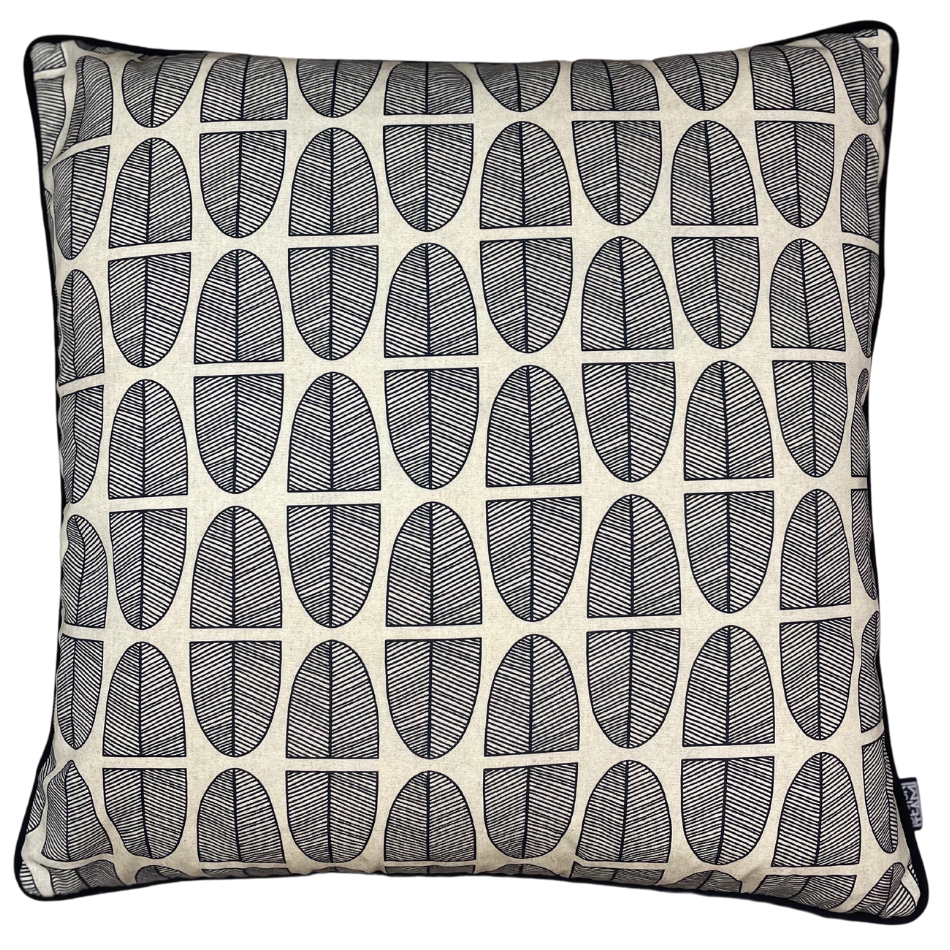 Banana Leaf Black Outdoor with Black Piping