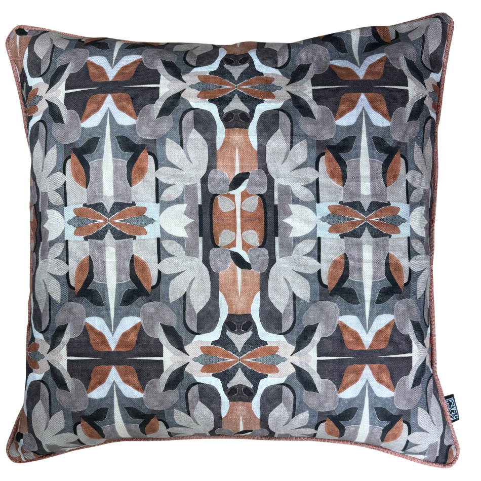 Makalani Palm Mud with Rooibos Piping